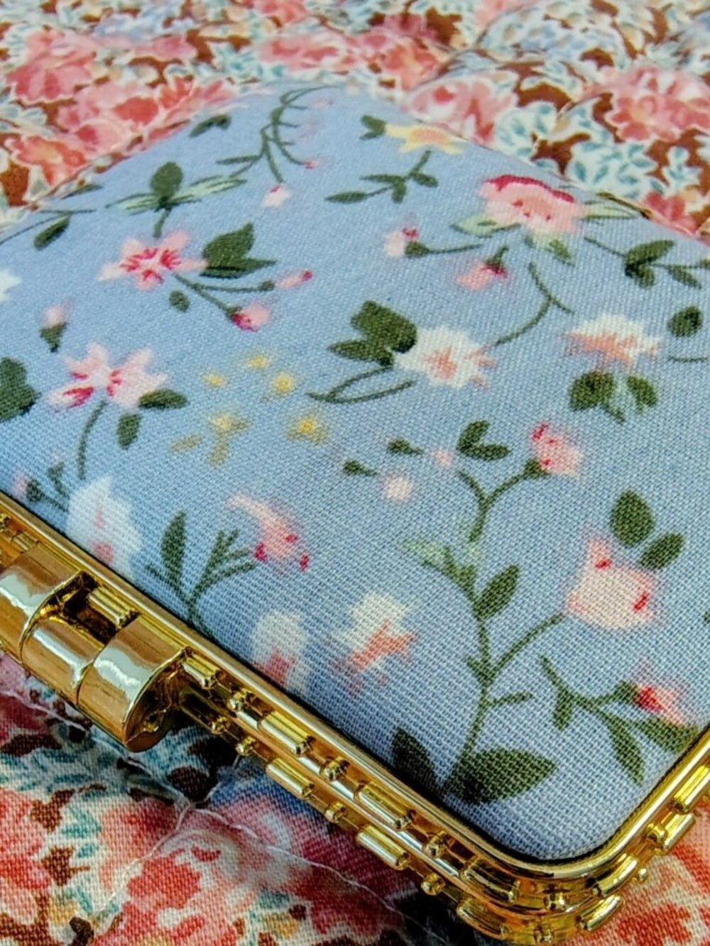 NEW Fabric Clasp Case Blue Floral Gold Pocket Mirror Trinket